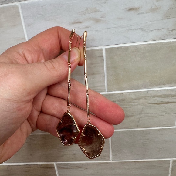 Kendra Scott Charmian Earrings - Picture 5 of 6